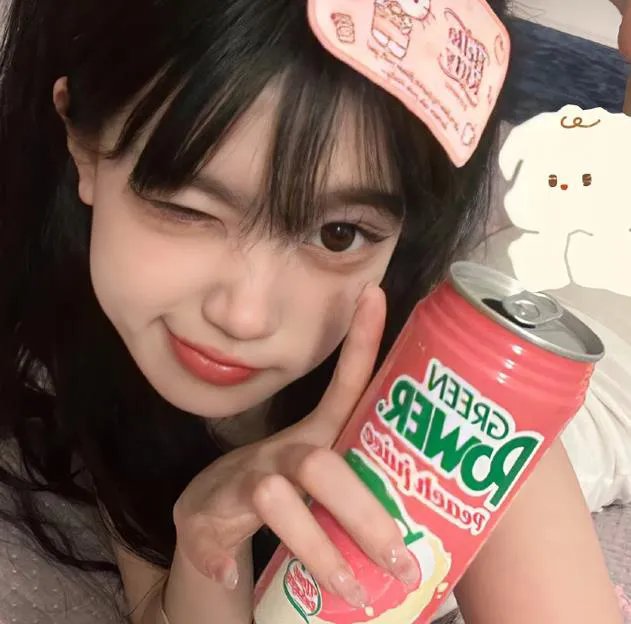 草裙舞女孩